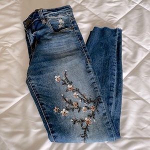 👖 New STS Blue Floral Embroidered Emma Skinny Jeans